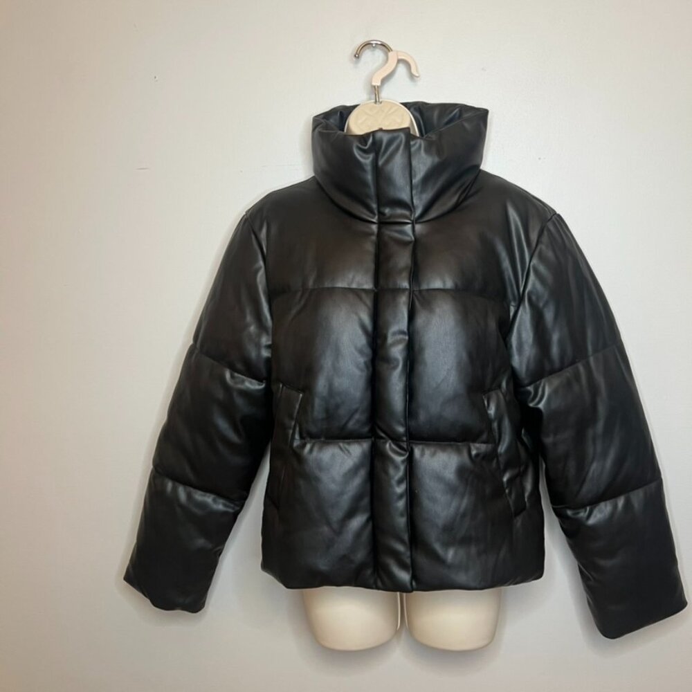 Levi’s Black Faux Leather Puff Jacket (S)